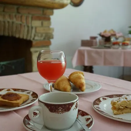 Çiftlik konaklama Agriturismo Fior Di Pesco *